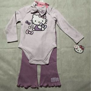 Hello Kitty 3-Piece Set 18M New